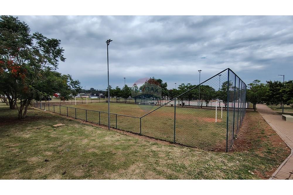 Terreno / Lote / Condomínio  à venda, 208m² — foto 8 de 14