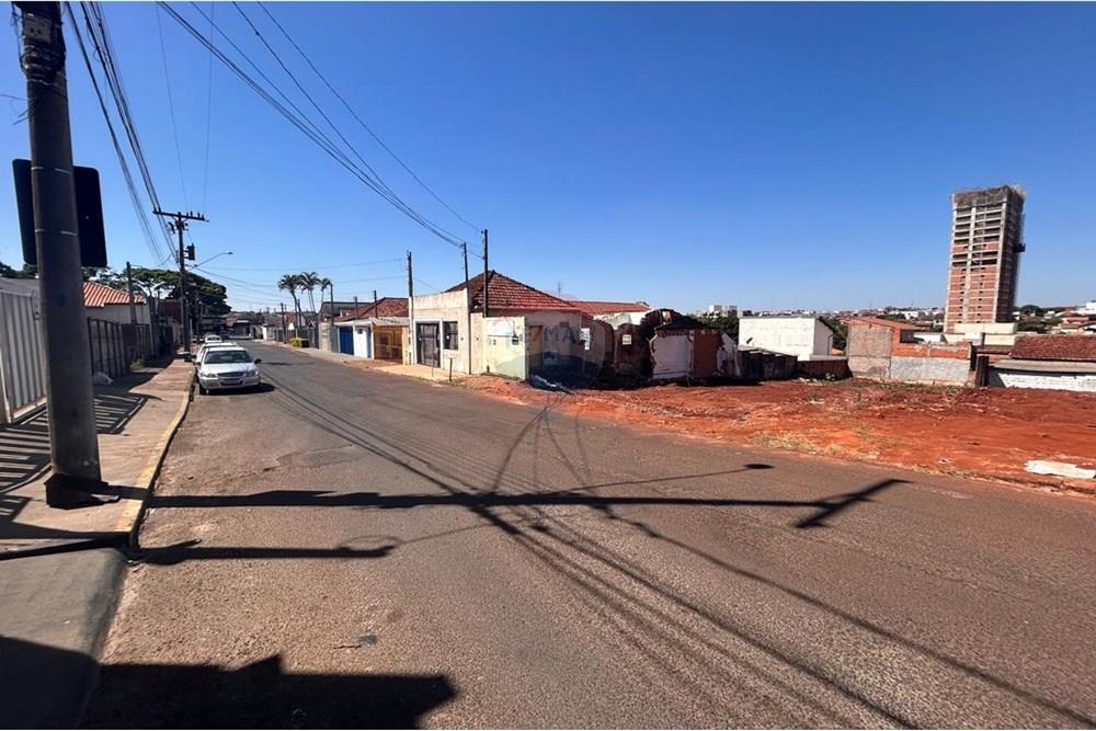 Terreno - Venda - Botucatu , São Paulo - WhatsApp Image 2025-09-18 at 15.14.17.jpeg - 630111058-25