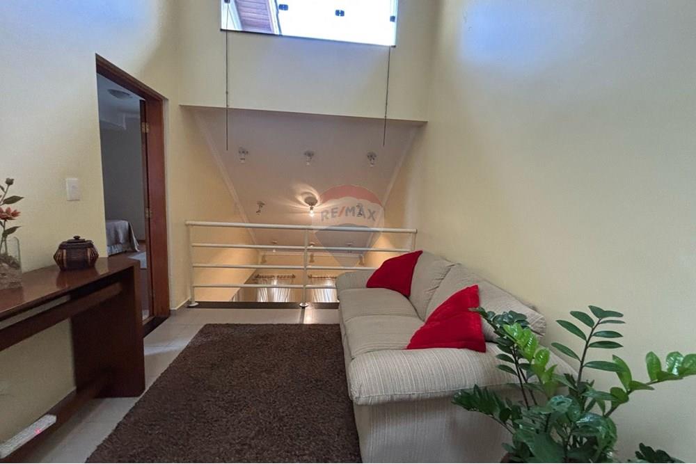 Casa - Venda - Guarulhos , São Paulo - WhatsApp Image 2025-04-29 at 09.01.44 (3).jpeg - Sala em L - 630251062-108