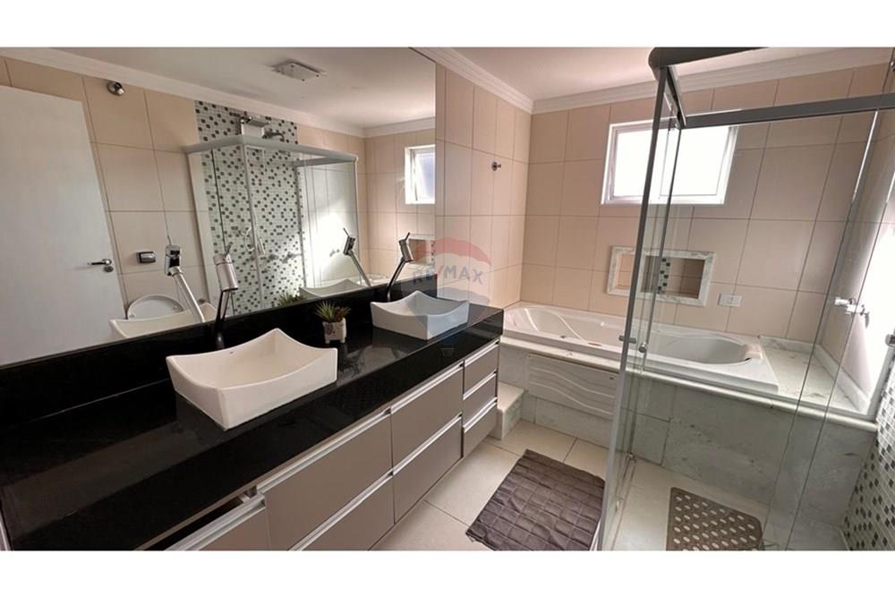 Casa de Condomínio - Alugar - São Roque , São Paulo - WhatsApp Image 2025-10-29 at 17.21.36.jpeg - 631601009-51