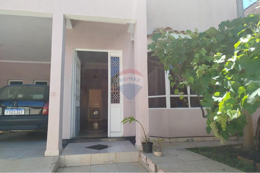 Casa, 4 quartos, 240 m² - Foto 5