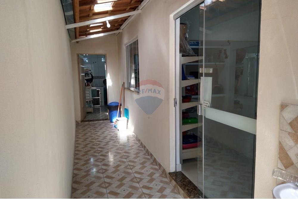 Casa Comercial - Alugar - São José dos Campos , São Paulo - CORREDOR LATERAL COBERTO.jpeg - 631471014-12