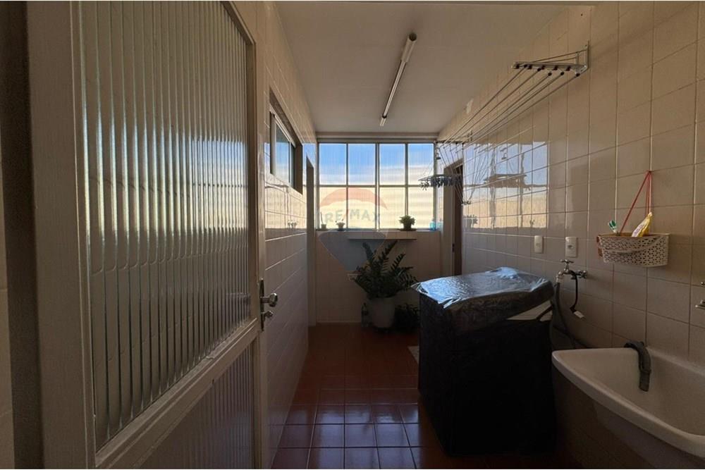 Apartamento com 3 quartos à venda, 137m² — foto 17 de 21
