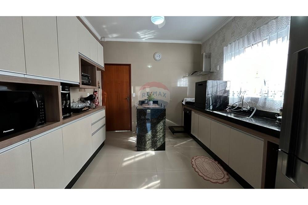 Casa com 2 quartos à venda, 115m² — foto 19 de 42