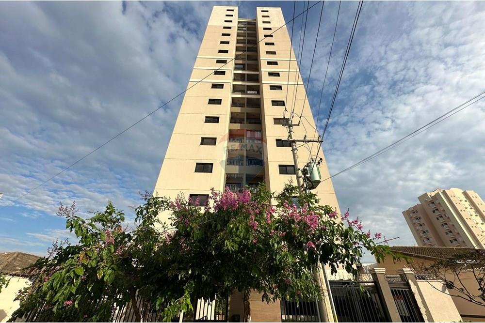 Apartamento com 3 quartos à venda, 90m² — foto 1 de 20