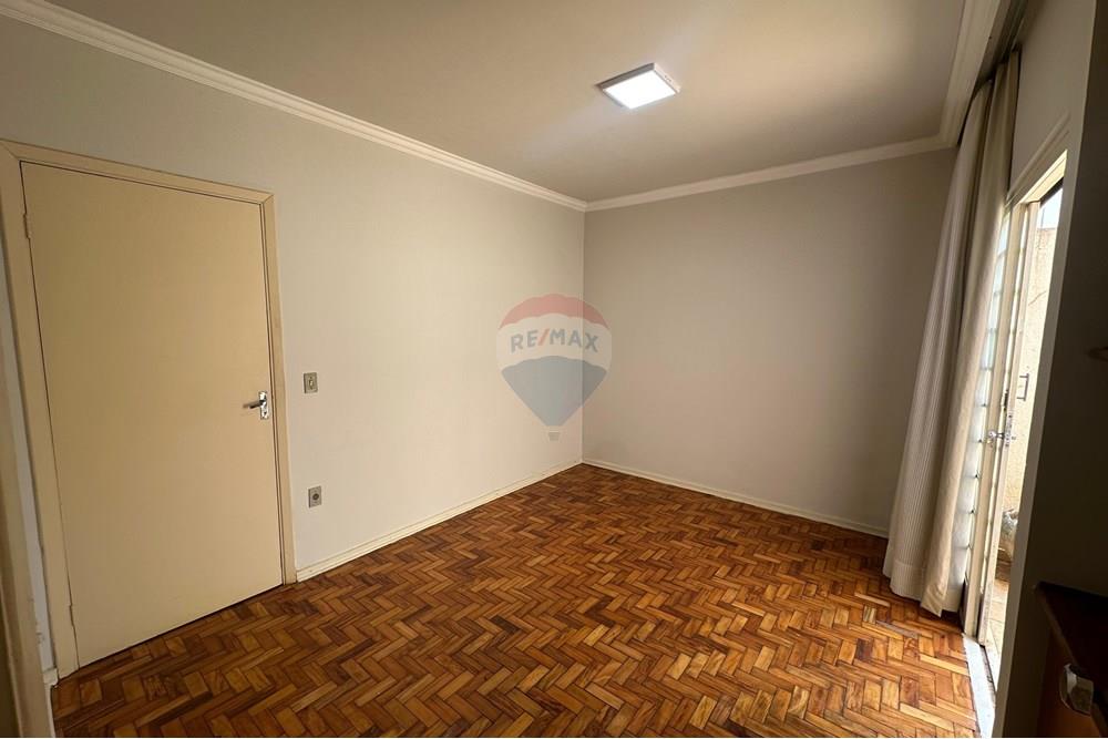 Casa - Alugar - Lins , São Paulo - WhatsApp Image 2025-10-01 at 14.51.50 (2).jpeg - 631011013-1227