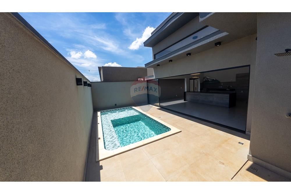 Casa de Condomínio com 3 quartos à venda, 181m² — foto 2 de 22