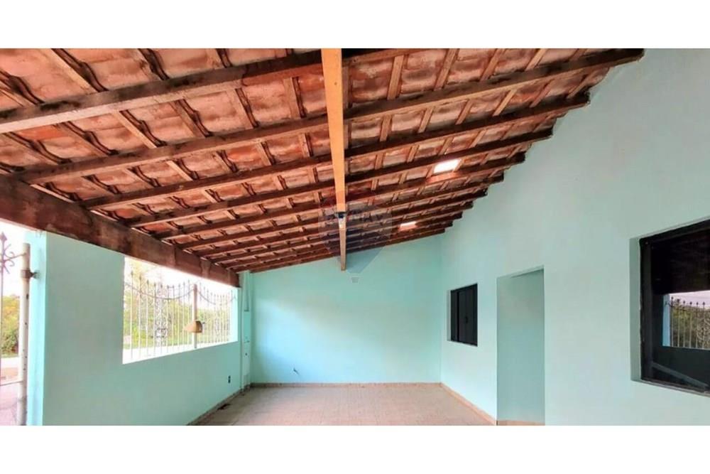 Casa à venda com 3 quartos, 140m² - Foto 1