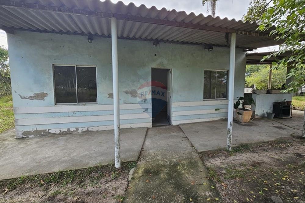 Chácara / Sítio / Fazenda - Venda - Araruama , Rio de Janeiro - Casa Caseiro 01.JPG - 631591007-11