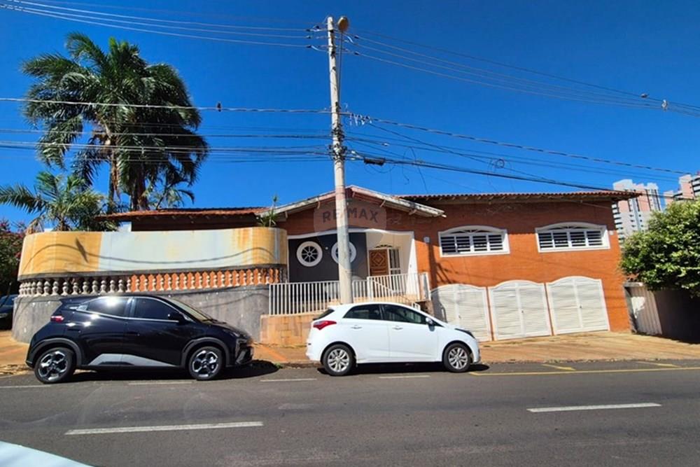Imóvel Comercial com 3 quartos à venda, 269m² — foto 3 de 32