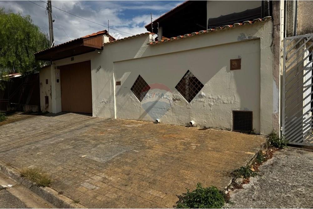 Casa à venda com 3 quartos, 201m² - Foto 2