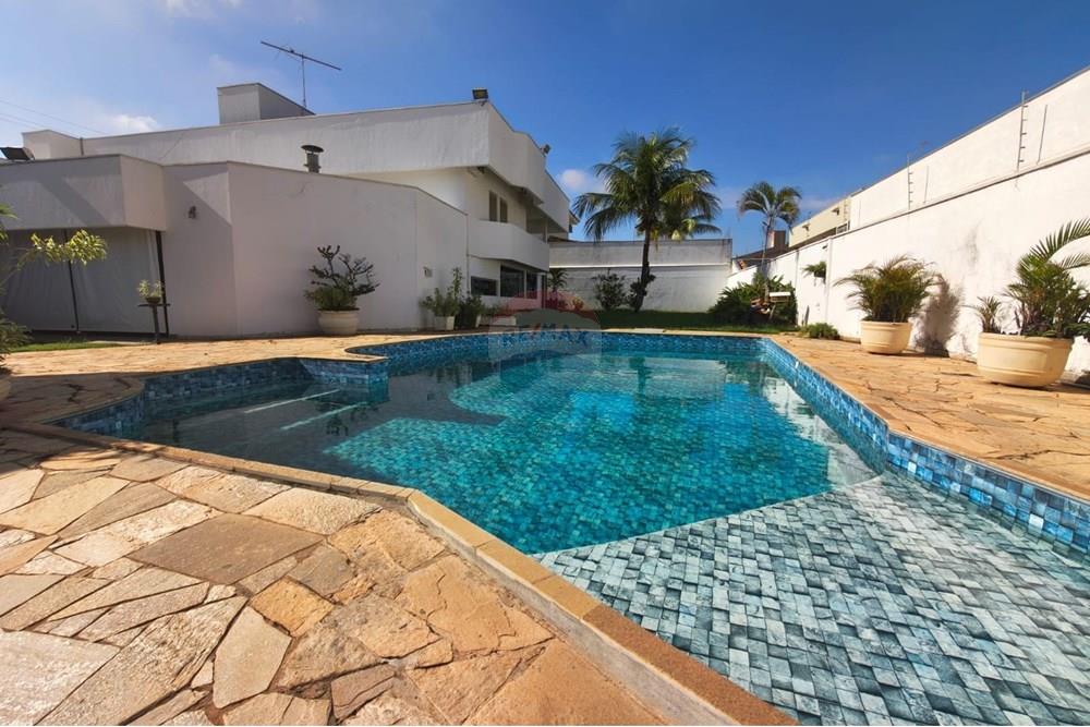 Casa com 3 quartos à venda, 422m² — foto 13 de 19