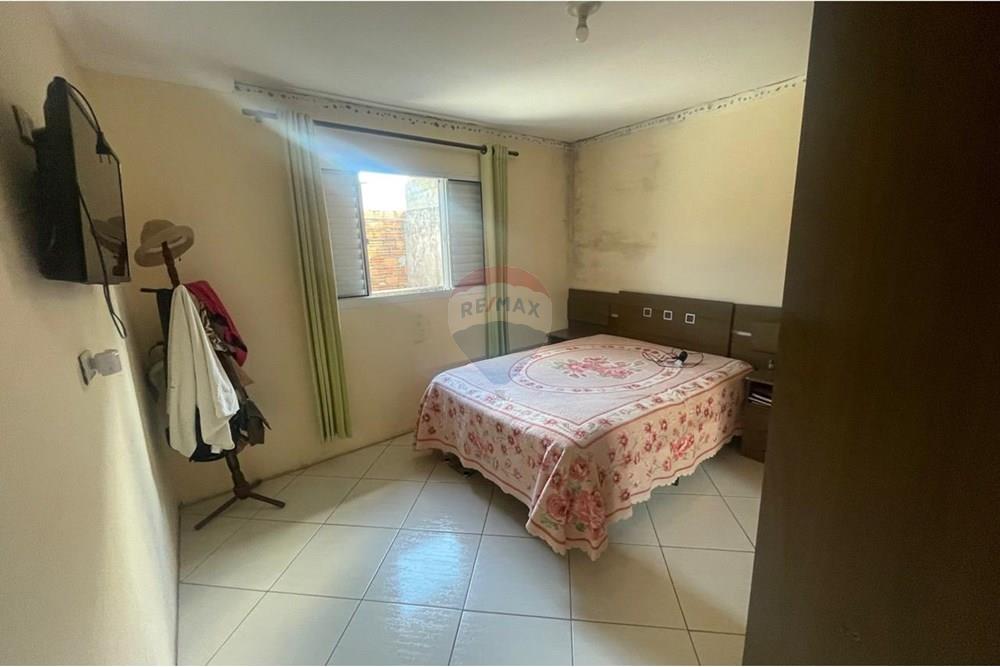 Casa à venda com 3 quartos, 218m² - Foto 10