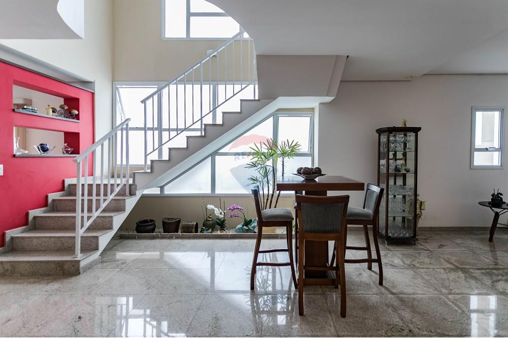 Casa de Condomínio - Alugar - Mogi das Cruzes , São Paulo - 13 SALA LANCHE ESCADA.jpg - 630281074-37