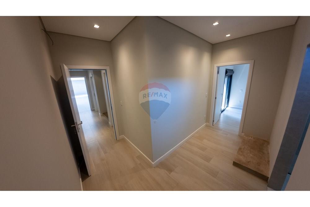 Casa de Condomínio com 3 quartos à venda, 181m² — foto 10 de 22