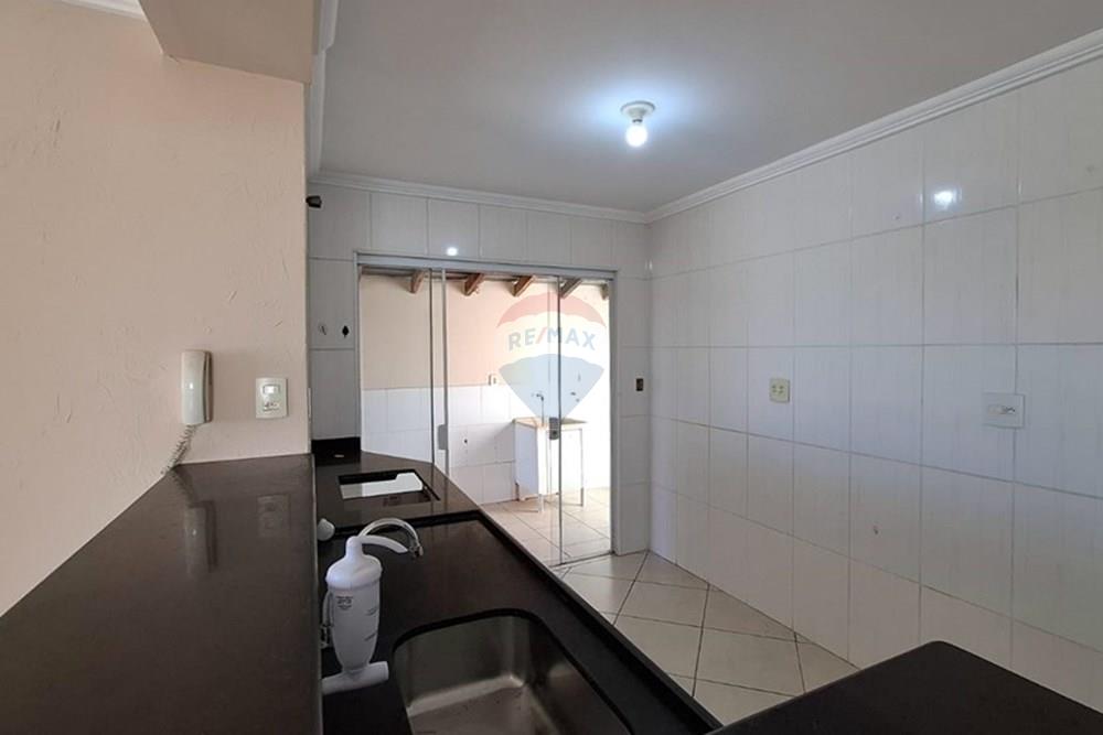 Casa - Alugar - Botucatu , São Paulo - WhatsApp Image 2025-10-16 at 14.50.20 (2).jpeg - 630481079-220