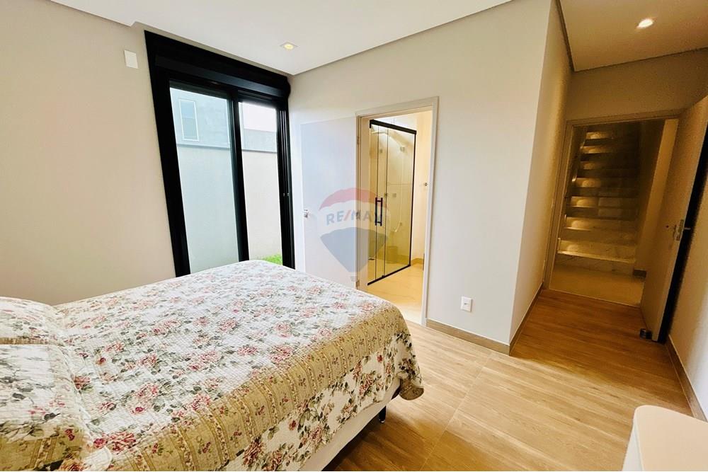 Casa de Condomínio à venda com 4 quartos, 448m² - Foto 11