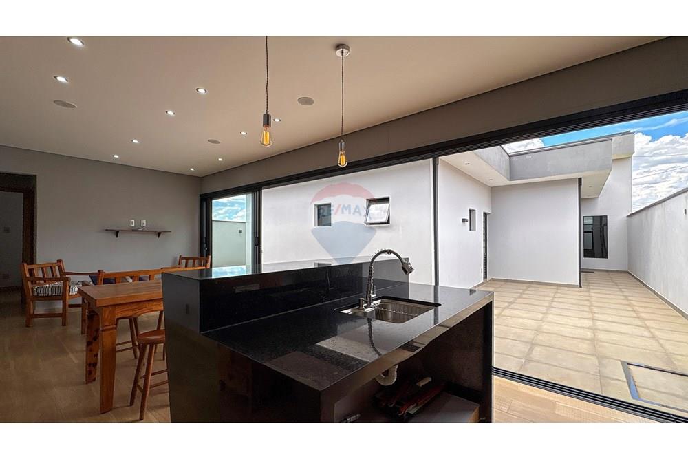 Casa - Venda - Botucatu , São Paulo - 46-DJI_20250313_143715_274.jpg - Área Gourmet - 630481103-80