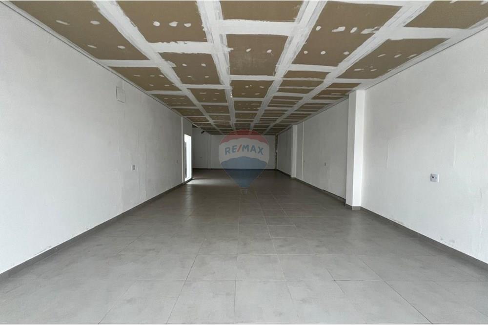 Ponto Comercial/ Loja - Alugar - Botucatu , São Paulo - IMG-20241209-WA0067.jpg - 630481079-143