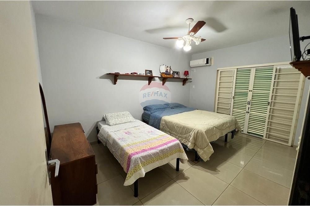 Casa - Venda - Lins , São Paulo - WhatsApp Image 2025-07-25 at 11.28.53 (3).jpeg - 631011037-38