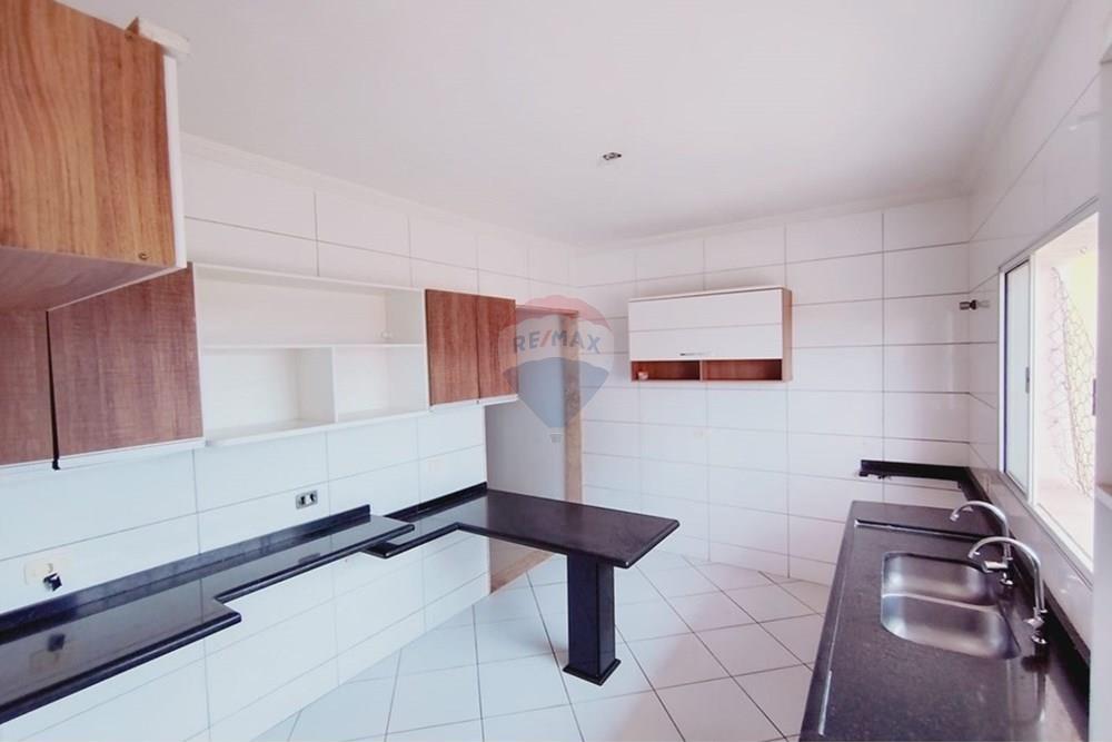 Casa Comercial - Alugar - Guarulhos , São Paulo - WhatsApp Image 2025-09-24 at 15.13.58 (4).jpeg - 630251105-77