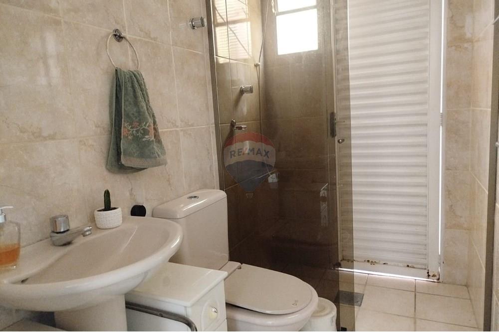 Casa, 4 quartos, 240 m² - Foto 27