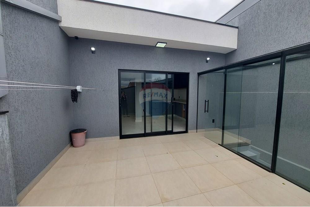 Casa - Venda - Botucatu , São Paulo - area externa da lavanderia.jpeg - 630111085-8