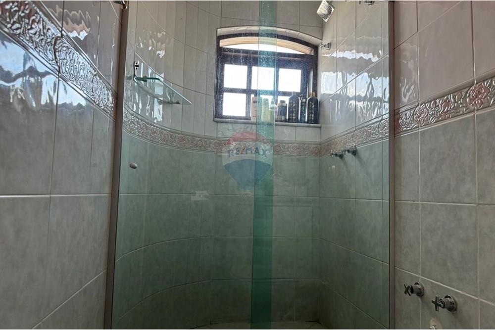 Casa à venda com 4 quartos, 250m² - Foto 30