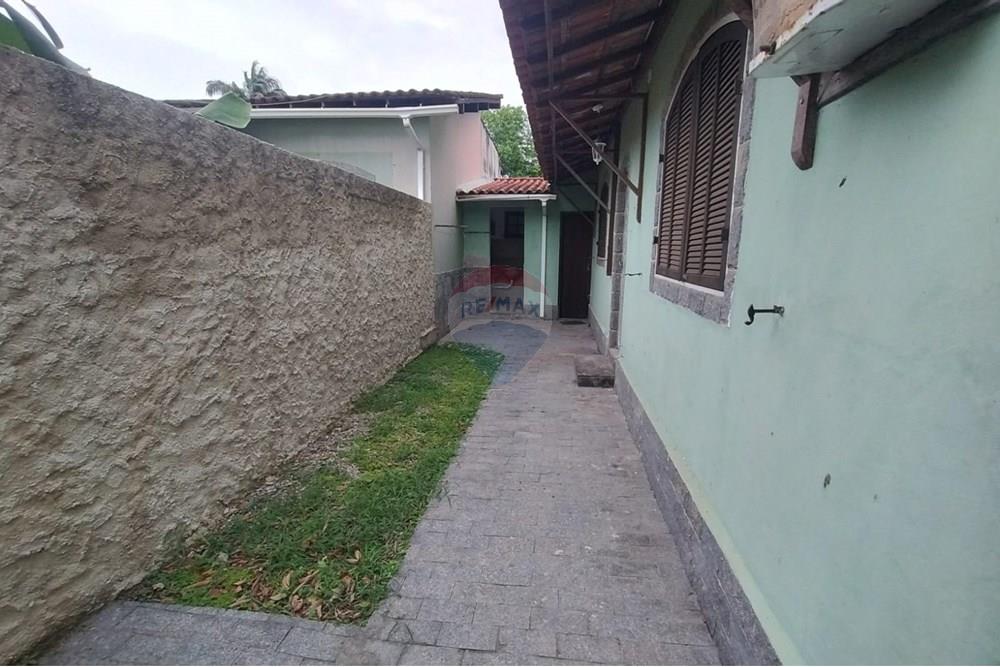 Casa - Venda - Niterói , Rio de Janeiro - 9Foto 9 - Corredor lateral 2 do imóvel.jpeg - 631521004-31