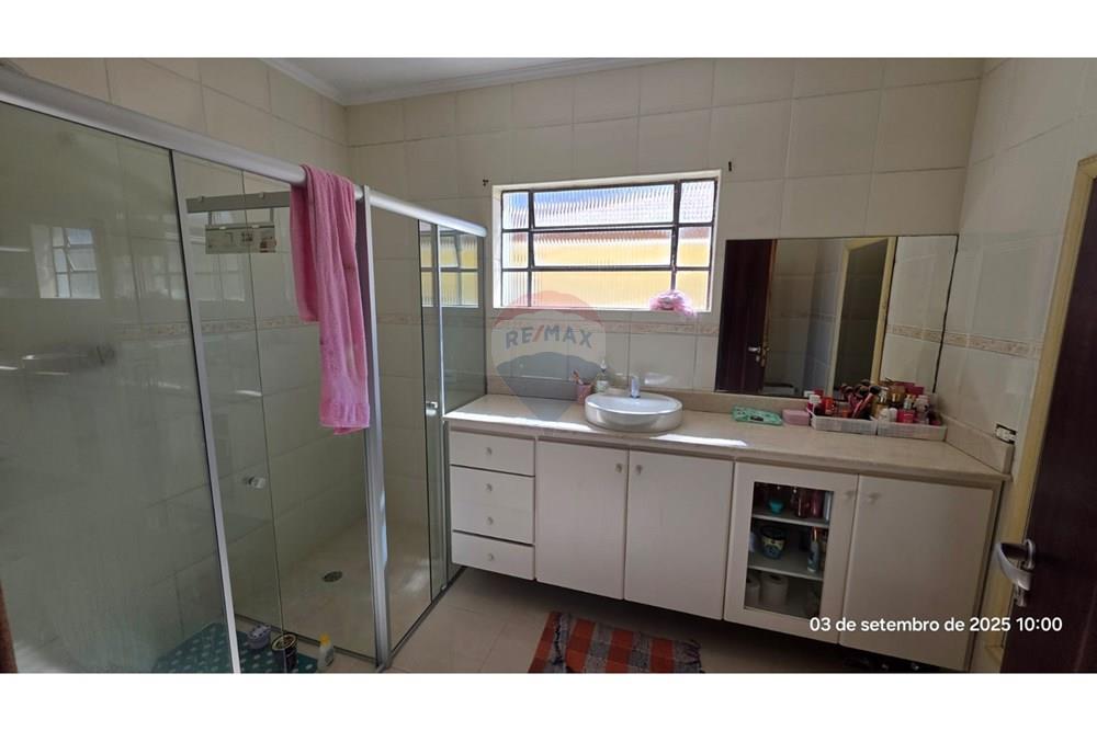 Casa - Venda - Arujá , São Paulo - Banheiro Superior.jpg - 631491027-2