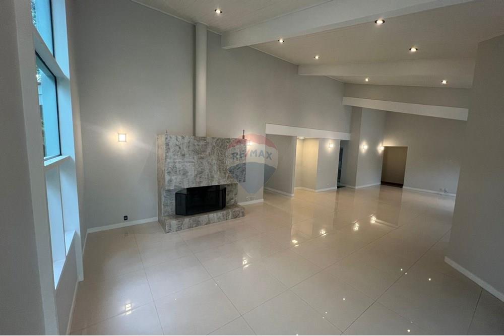 Casa de Condomínio - Alugar - Araçoiaba da Serra , São Paulo - WhatsApp Image 2025-06-20 at 15.21.22 (1).jpeg - 630601272-70