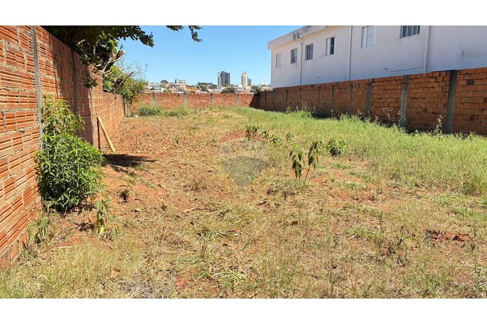 Terreno - Venda - Botucatu , São Paulo - WhatsApp Image 2025-09-18 at 13.26.52 (2).jpeg - 630481027-129