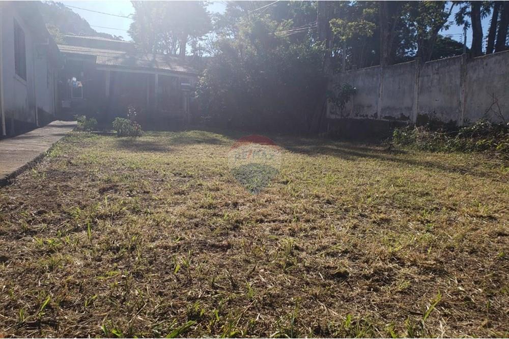 Fazenda / Sítio / Chácara com 2 quartos à venda, 40m² — foto 3 de 10