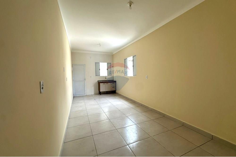 Kitnet - Alugar - Cabreúva , São Paulo - WhatsApp Image 2024-12-04 at 10.23.30 (4).jpeg - Layout aberto - 630531001-893