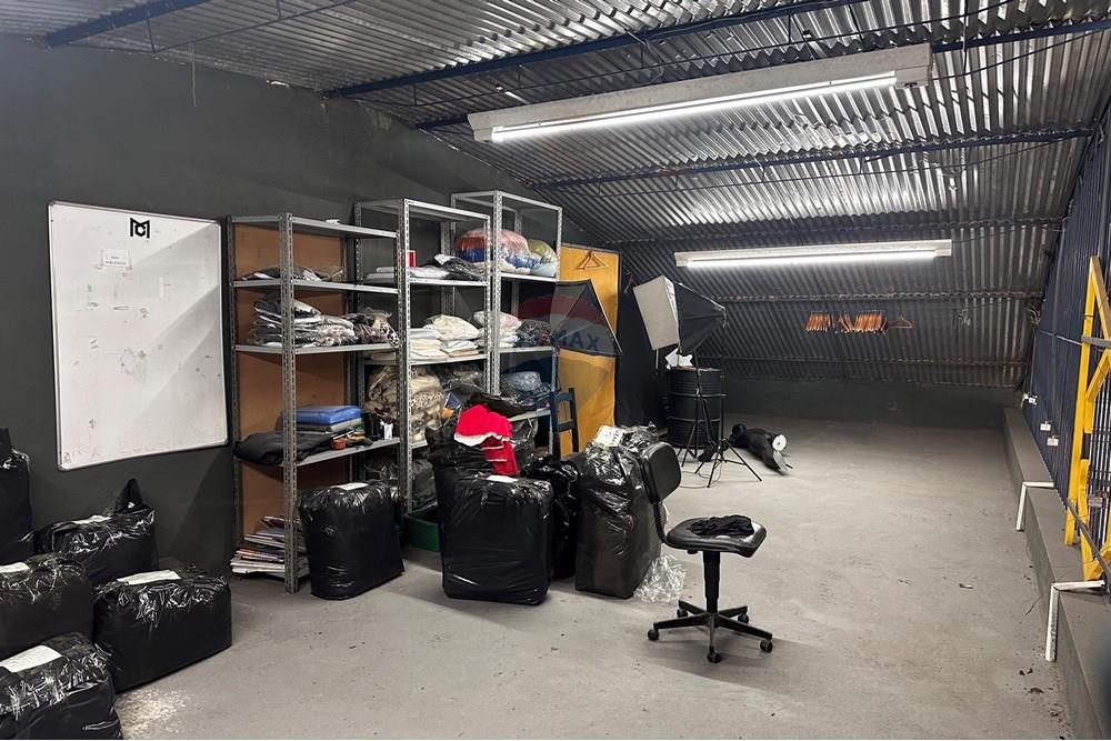 Galpão - Venda - Petrópolis , Rio de Janeiro - 20250623_133318717_iOS.jpg - 630131055-20