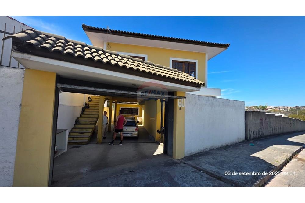 Casa - Venda - Arujá , São Paulo - Garagem.jpg - 631491027-2