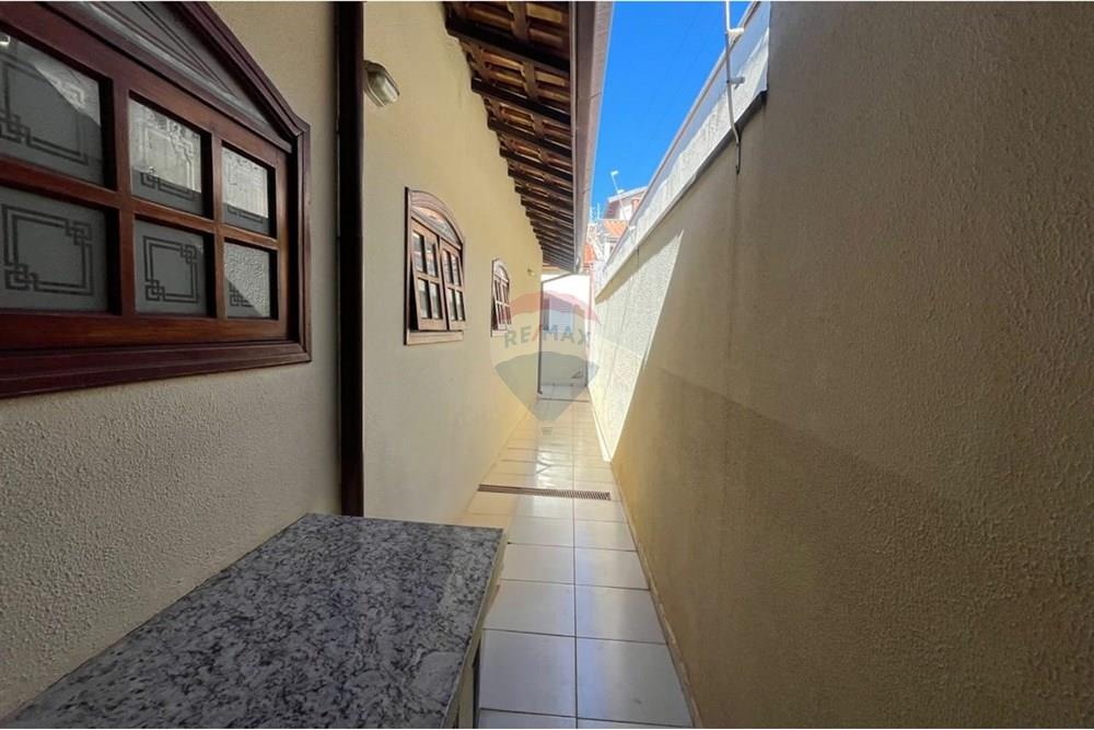 Casa - Venda - Botucatu , São Paulo - corredor.jpeg - 630111036-20