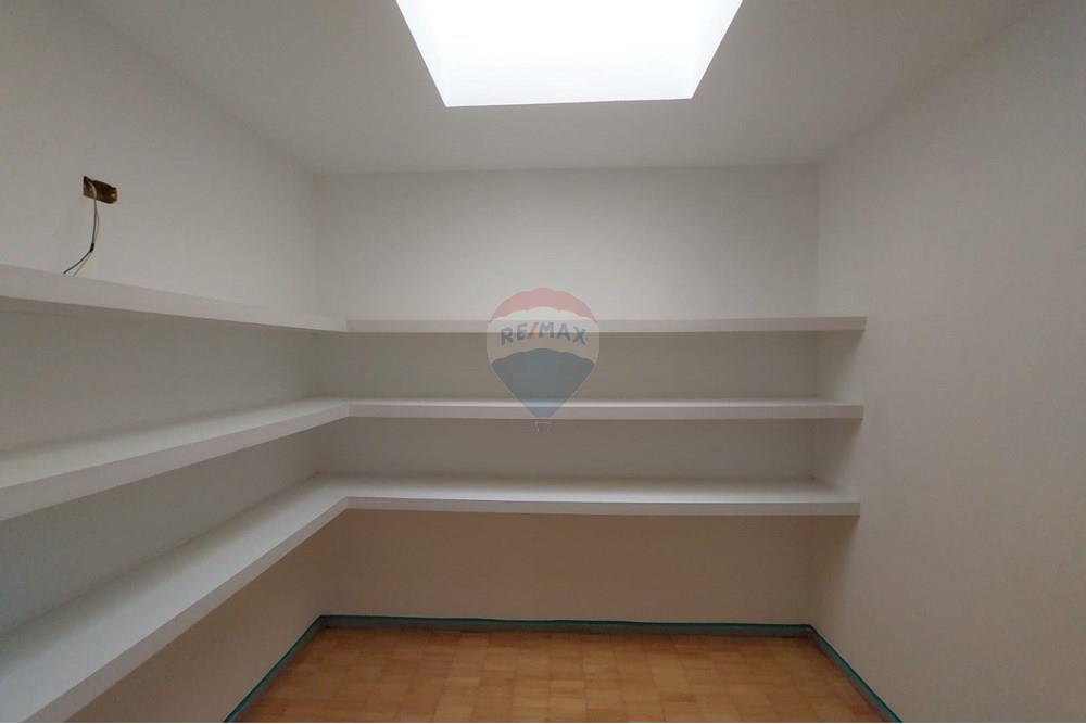 Casa Comercial - Alugar - São José dos Campos , São Paulo - WhatsApp Image 2025-11-04 at 10.00.08 (2).jpeg - 631471032-36