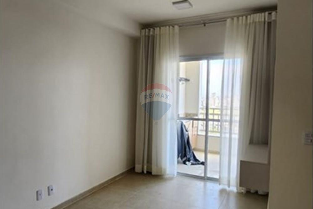 Apartamento para alugar com 3 quartos, 67m² - Foto 3