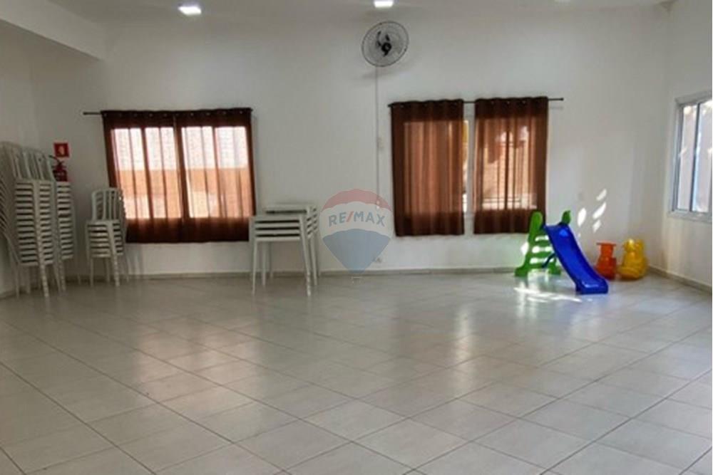 Apartamento para alugar com 2 quartos, 51m² - Foto 12