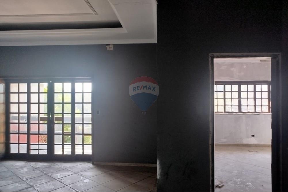 Casa à venda com 3 quartos, 192m² - Foto 14