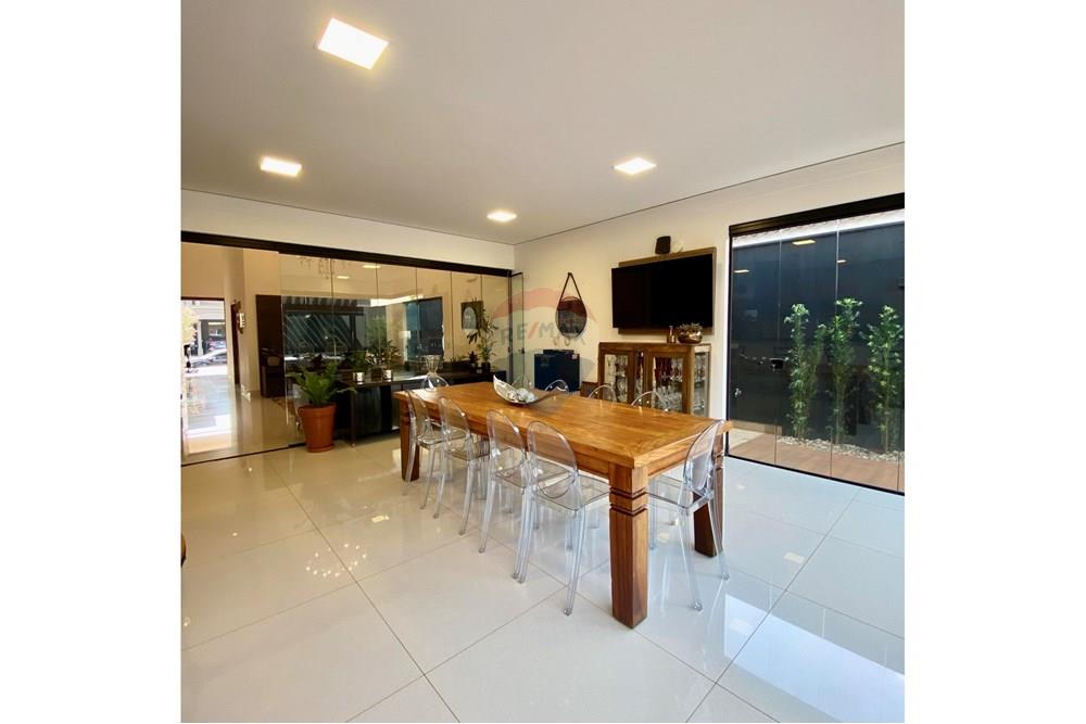 Casa de Condomínio com 3 quartos à venda, 228m² — foto 6 de 24