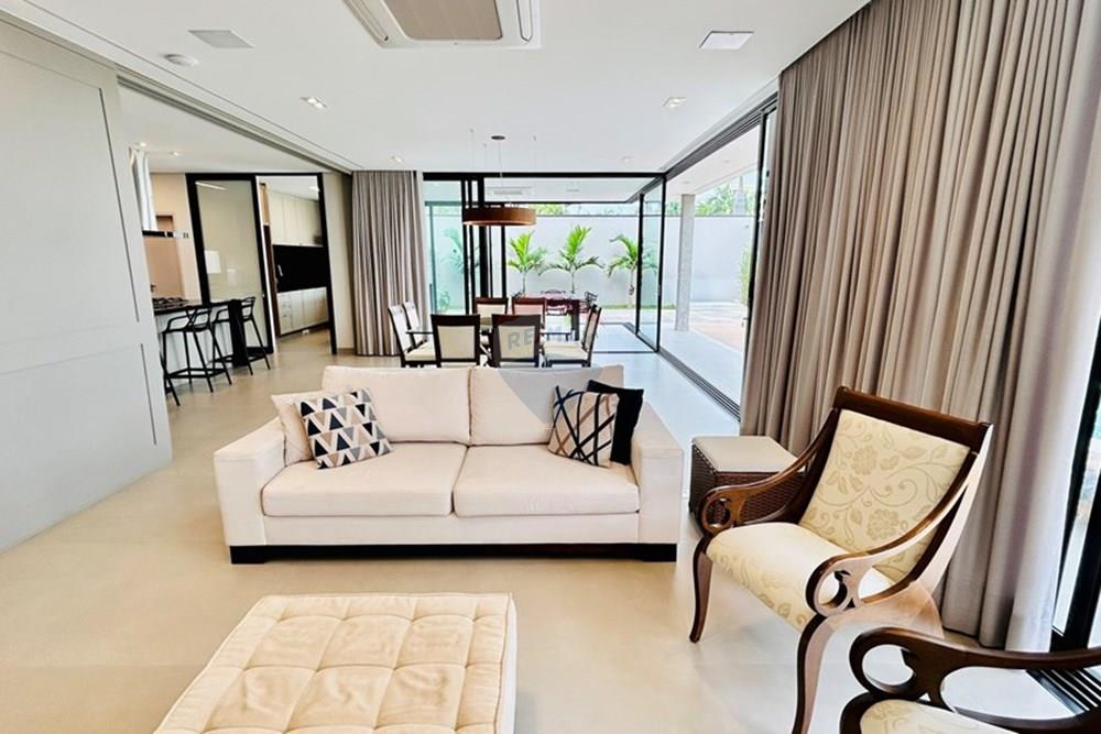 Casa de Condomínio à venda com 4 quartos, 448m² - Foto 4