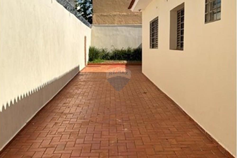 Casa com 3 quartos à venda, 250m² — foto 13 de 21