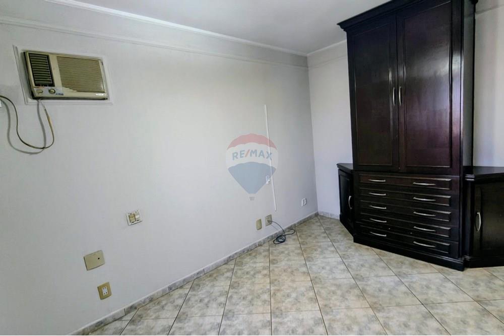 Apartamento com 3 quartos à venda, 215m² — foto 11 de 18