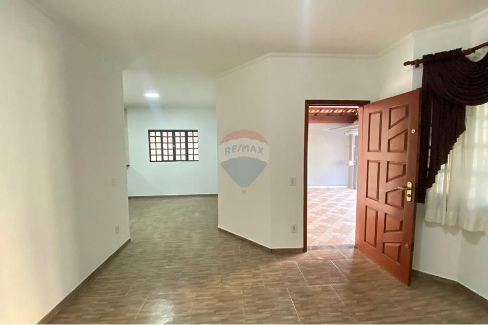 Casa - Alugar - Botucatu , São Paulo - WhatsApp Image 2025-09-02 at 15.09.12 (3).jpeg - 630481079-190