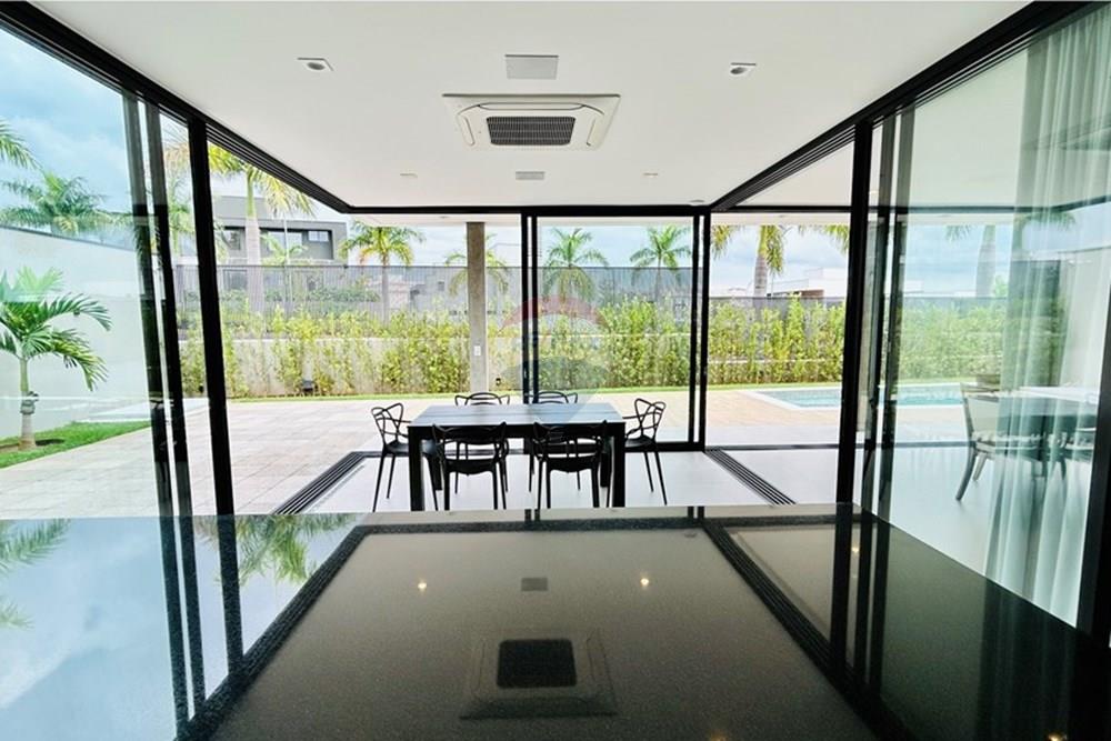 Casa de Condomínio à venda com 4 quartos, 448m² - Foto 8