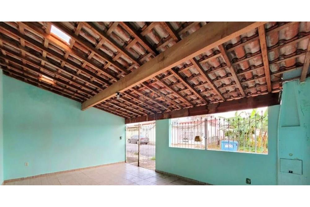 Casa à venda com 3 quartos, 140m² - Foto 3