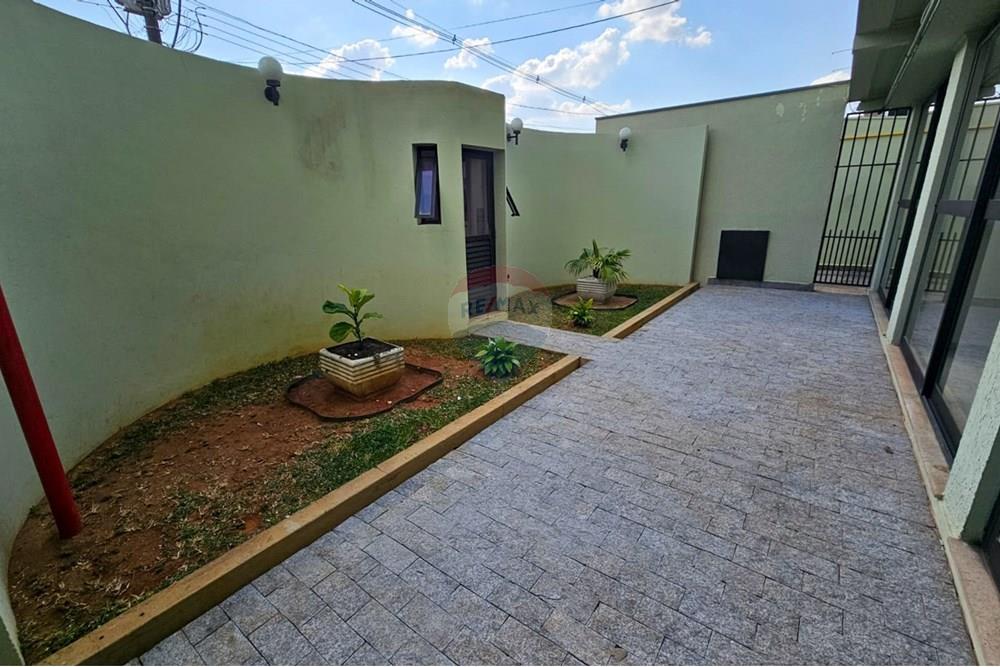 Apartamento - Venda - Botucatu , São Paulo - IMG_8488.jpeg - Jardim Externo - 630481127-13