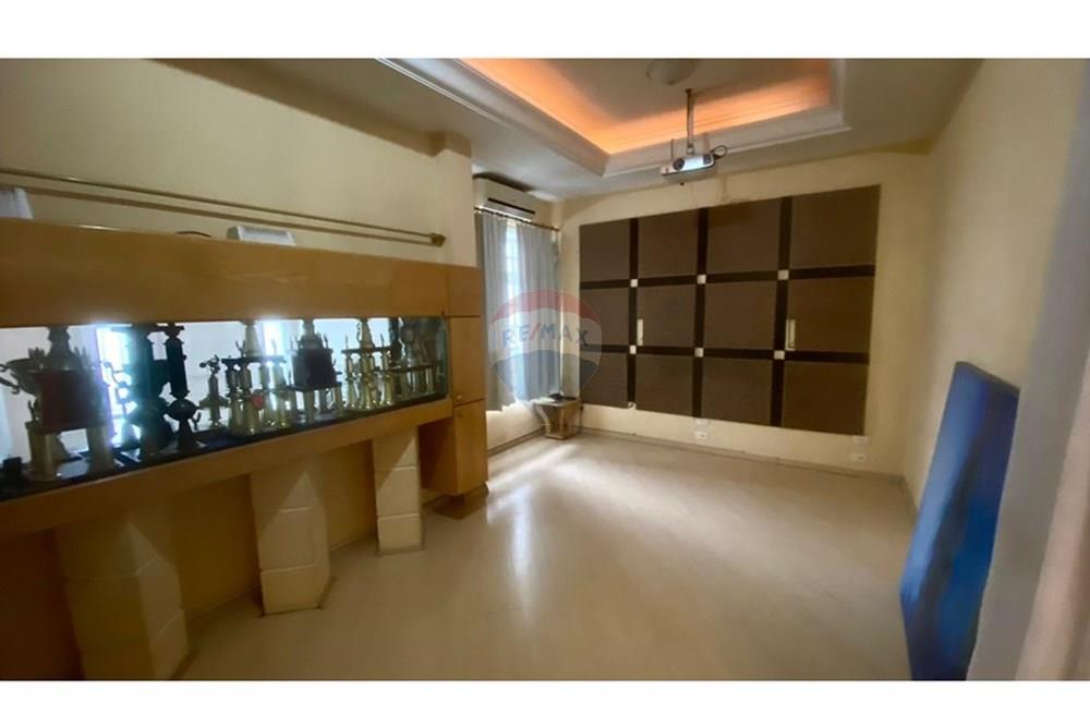 Casa Comercial - Alugar - Sorocaba , São Paulo - dbd4fe7c-1a85-4139-ba74-ccfbc71a2dab.jpg - 630601308-40